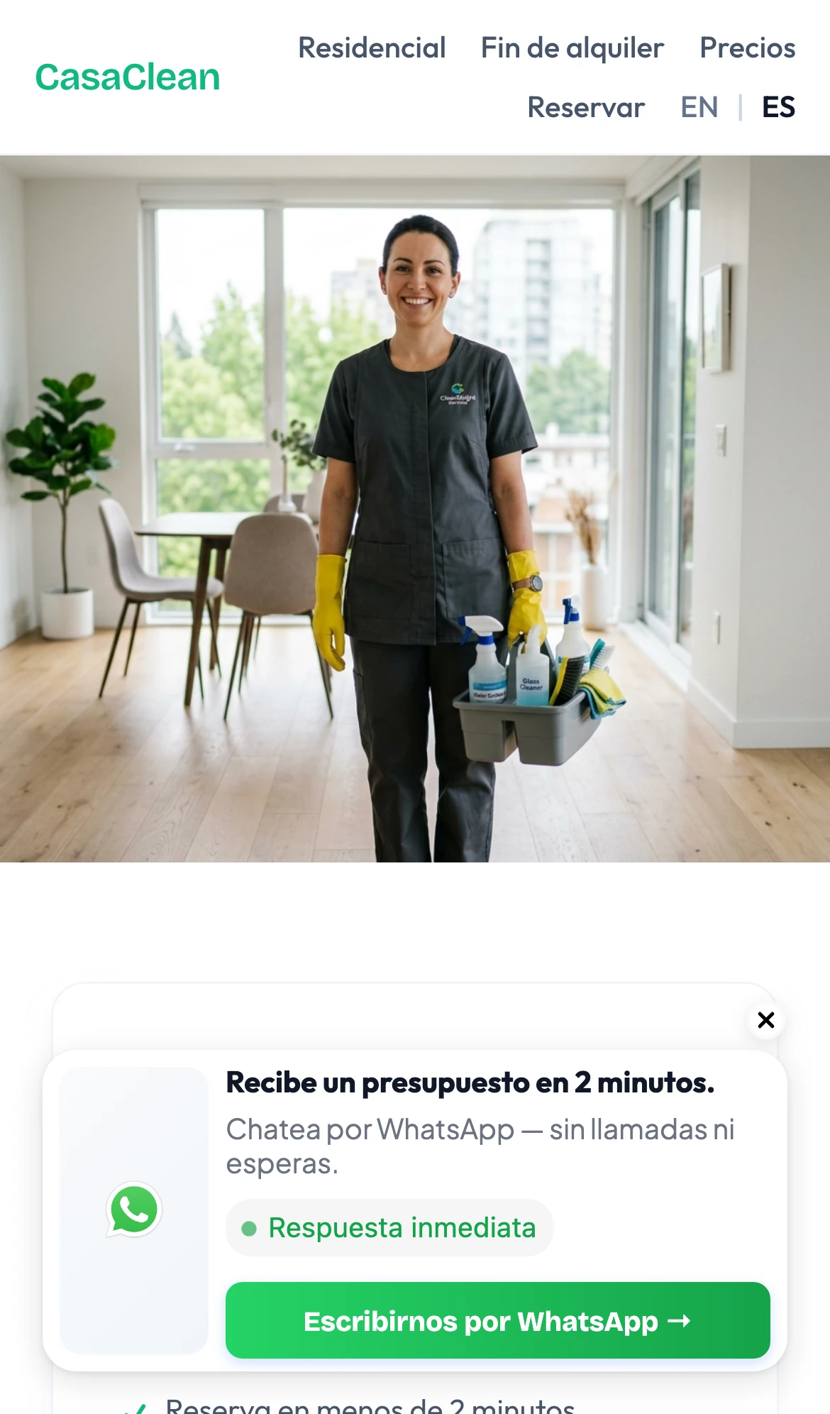 Sitio móvil de CasaClean con popup de WhatsApp